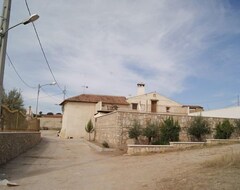 Tüm Ev/Apart Daire Rural Houses Santa Ana De La Sierra For 15 People (Alcadozo, İspanya)