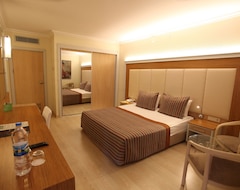 Hotel AQI Pegasos Resort (Alanya, Tyrkiet)