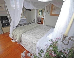 Entire House / Apartment Rosebud Cottage - 7 & 8 Sept Available! (Waimauku, New Zealand)