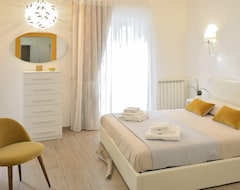 Otel Duca70 Suite Home (Taranto, İtalya)