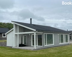 Koko talo/asunto Moderne Feriehus I Bud (Fræna, Norja)
