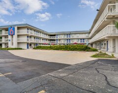 Hotel Motel 6 Chicago Northwest - Rolling Meadows (Rolling Meadows, USA)