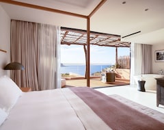 Khách sạn Six Senses Ibiza (Portinatx, Tây Ban Nha)