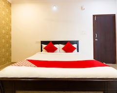 Hotel OYO 44583 Alpine Glow Heights (Secunderabad, Indija)