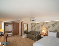 Mell City Suite Trabzon Hotel (Trabzon, Turquía)