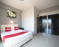Hotelli OYO 465 Krung Kao Traveller Lodge (Ayutthaya, Thaimaa)