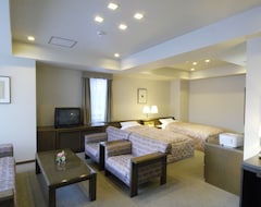 Karuizawakurabu Hotel 1130 Hewitt Resort (Tsumagoi, Japonya)