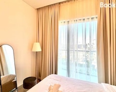 Toàn bộ căn nhà/căn hộ Stylish Brand New 1 Bedroom (Dubai, Các tiểu vương quốc Ả Rập Thống Nhất)