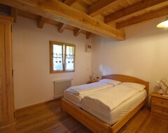 Toàn bộ căn nhà/căn hộ Chalet Brenta Dolomites - Chalet For 6 People In Madonna Di Campiglio (Ragoli, Ý)