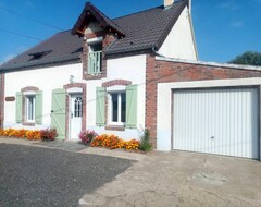 Toàn bộ căn nhà/căn hộ Homerez - Spacious House For 6 Ppl. At Bléneau (Bléneau, Pháp)