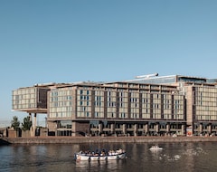 Hotel DoubleTree by Hilton Amsterdam Centraal Station (Amsterdam, Netherlands)