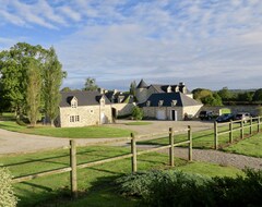 Hele huset/lejligheden Manor House with Tennis and Swimming Ponds near Ocean (Besneville, Frankrig)