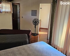 Entire House / Apartment Chacara Com Wi-fi E Piscina Em Ouro Verde De Goias (Ouro Verde de Goiás, Brazil)