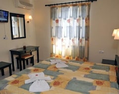 Hotelli Gianna Apartments (Almirida, Kreikka)
