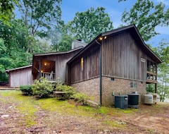 Entire House / Apartment Dog-Friendly, Lakefront Home In The Woods W/ Dock, Private Hot Tub (Leesville, USA)