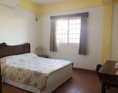Khách sạn One Bed Room At Easy Inn Hotel-2 (Belize City, Belize)