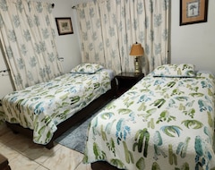 Hotelli Sagusta Gardens Pls (Providenciales, Turks- ja Caicossaaret)