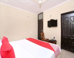 Khách sạn OYO 16875 Hotel Skyz (Zirakpur, Ấn Độ)
