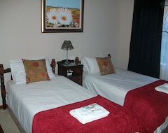 Hotel Rose Garden Accommodation (Elliot, South Africa)