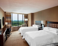 Hotel Sheraton Greensboro at Four Seasons (Greensboro, Sjedinjene Američke Države)
