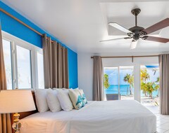 Khách sạn Hotel Pelican Beach (North Caicos, Quần đảo Turks and Caicos)