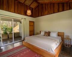 Hotel Dream Surf House Avellana (Tamarindo, Kostarika)