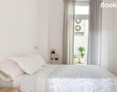 Casa/apartamento entero PRECIOSA HABITACION CON TERRAZA Y BANO EXCLUSIVO (Valencia, España)
