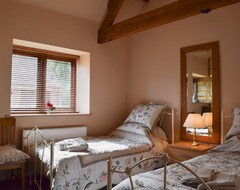 Toàn bộ căn nhà/căn hộ 3 Bedroom Accommodation In Ambrosden (Weston-on-the-Green, Vương quốc Anh)