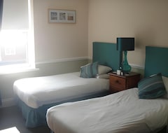 Khách sạn New Royal (Whitley Bay, Vương quốc Anh)