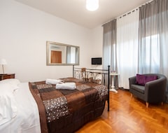 Hotelli City Rooms Guesthouse (Rooma, Italia)