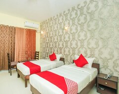 Hotel Oyo Flagship 70323 R V Guest House (Nelamangala, Indija)
