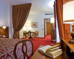 Khách sạn Hotel Villa Condulmer (Mogliano Veneto, Ý)