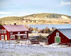 Toàn bộ căn nhà/căn hộ Scenic Small Guesthouse On Horse Farm By The Lake (Frösön, Thụy Điển)