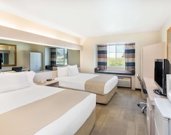 Hotel Microtel Inn & Suites by Wyndham Sainte Genevieve (Sainte Genevieve, USA)
