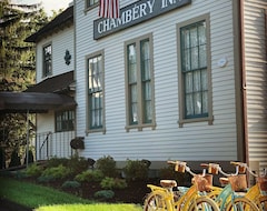 Romantic Boutique Hotel / Bed And Breakfast - Standard Queen Handicap Accessible (Lee, USA)