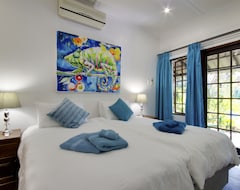 Khách sạn Maputaland Guest House (St. Lucia, Nam Phi)