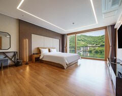 Hotel Cheongpyeong Riverville (Gapyeong, Južna Koreja)