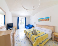 Khách sạn Oriente Suite & Spa (Ischia, Ý)