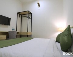 Hotel Around Stays Hostel Laxman Jhula Road (Rishikesh, Indien)