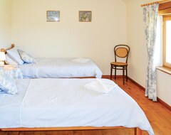 Koko talo/asunto 3 Bedroom Accommodation In St. Saud Lacoussiere (Saint-Saud-Lacoussière, Ranska)