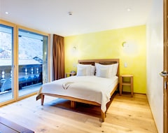 Hotelli Hotel Firefly (Zermatt, Sveitsi)