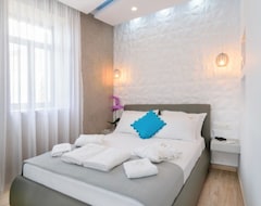 Hotel Diamond Luxury Suites (Chania, Greece)