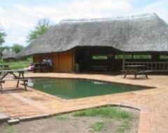 Resort Toro Safari Lodge (Kasane, Botswana)