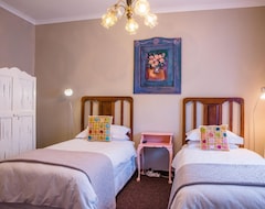 Khách sạn 5Th Avenue Gooseberry Guest House (Linden, Nam Phi)