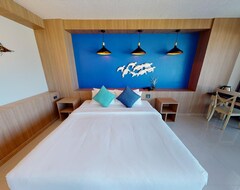 The Sixteenth Naiyang Beach Hotel Sha Plus (Nai Yang Beach, Tailandia)