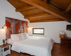 Khách sạn 4 bedroom accommodation in Capaccio SA (Paestum, Ý)
