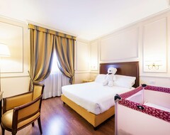 The Regency Sure Hotel Collection By Best Western (Lissone, İtalya)
