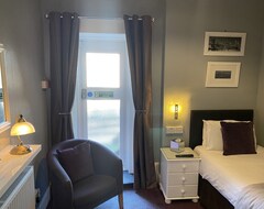 Bed & Breakfast Cornerways Guest House (Carlisle, Reino Unido)
