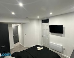 Hele huset/lejligheden Luxurious 2 Bedroom Flat (Leeds, Storbritannien)