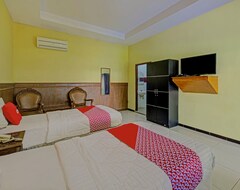 Oyo 3934 Hotel Istana (Pekalongan, Indonezija)